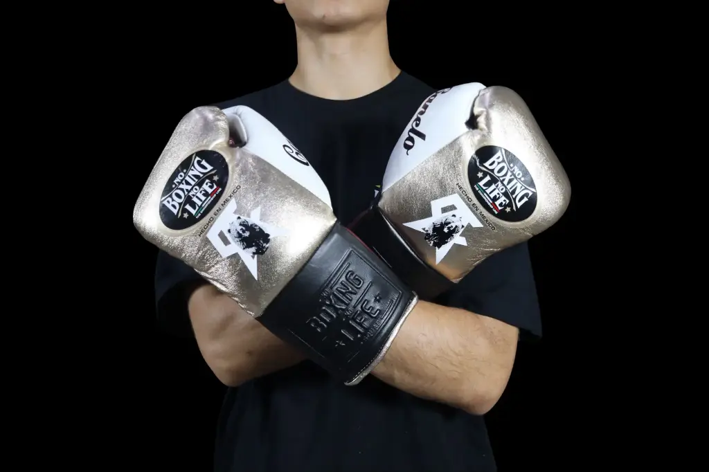 Canelo - Special Edition Gold & Black